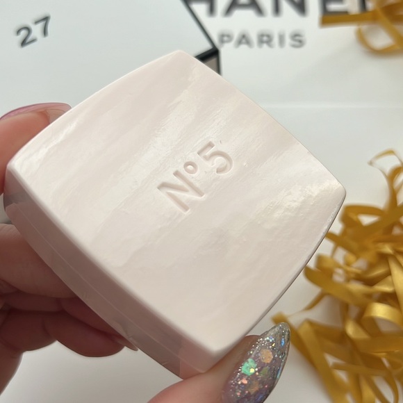 CHANEL Advent Calender Box 27 - Picture 4 of 4